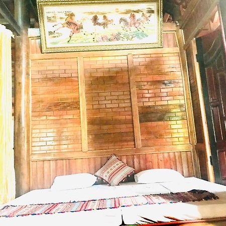 Minh Ngoc Homestay Dien Bien Phu Ban Hin Lom Esterno foto
